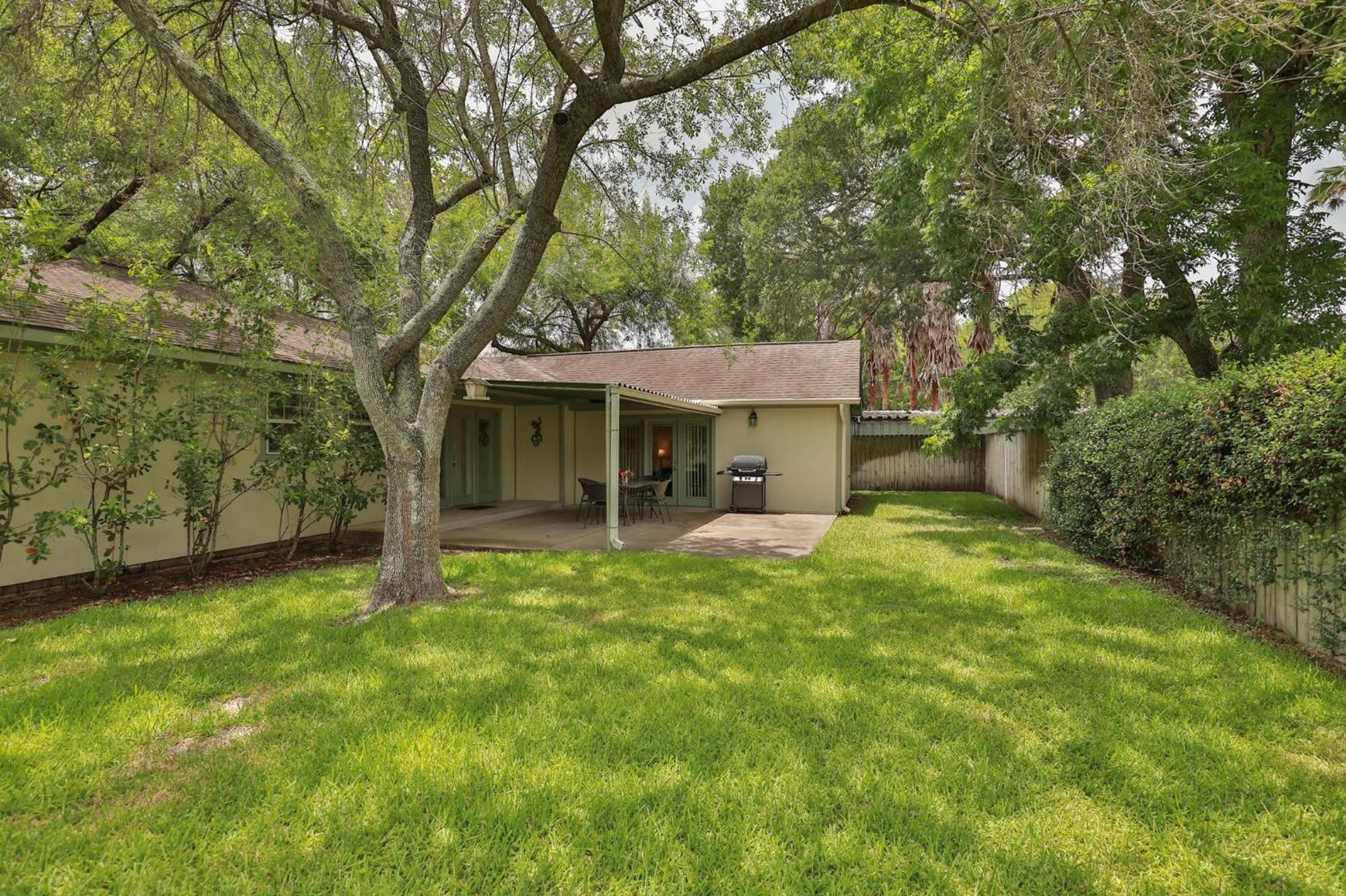 11616 Old Main Street Loop Road Villa Houston Exterior photo